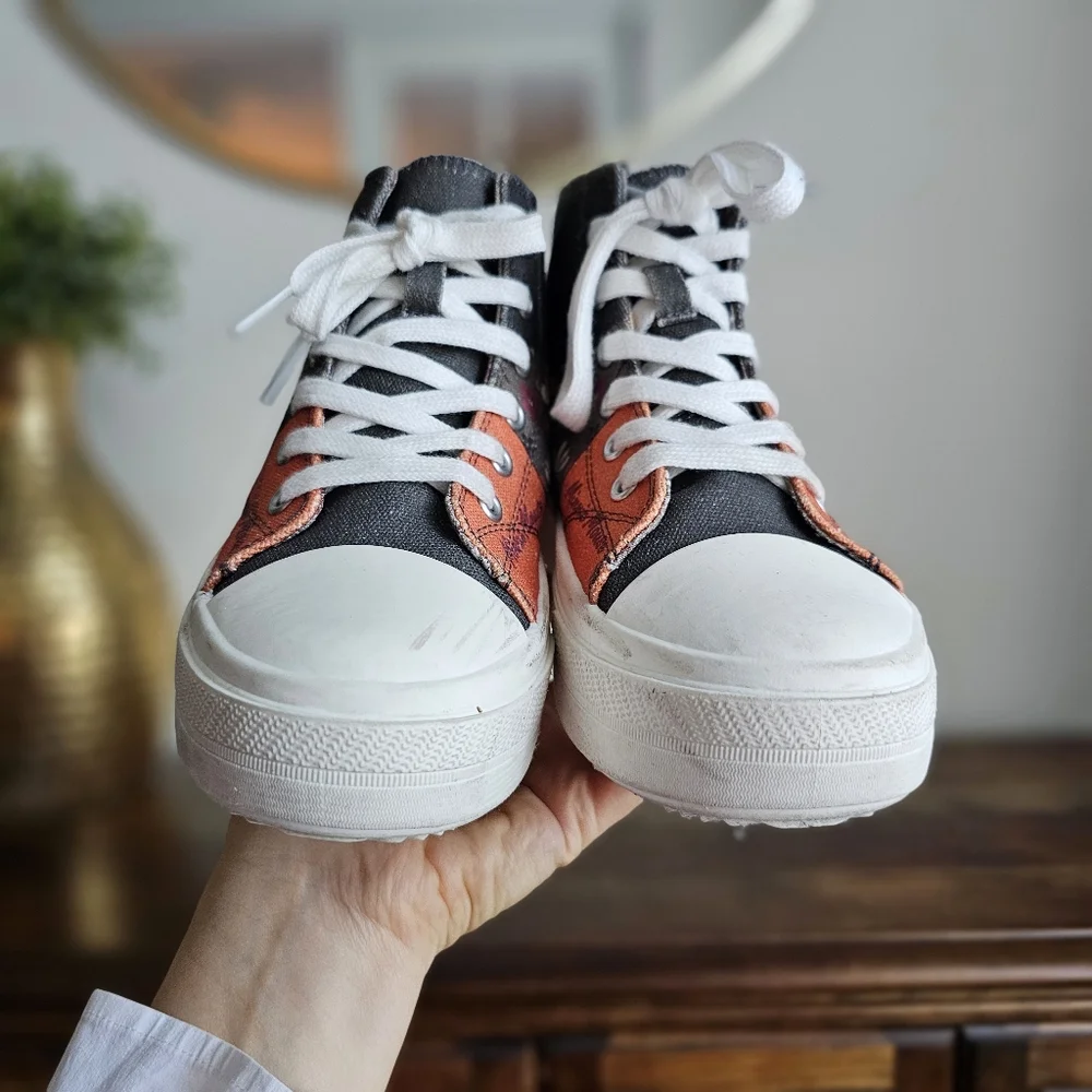 🎀 Disney Minnie Mouse Floral High-Top Sneakers | Kids Size 2 | Canvas Patchwork
